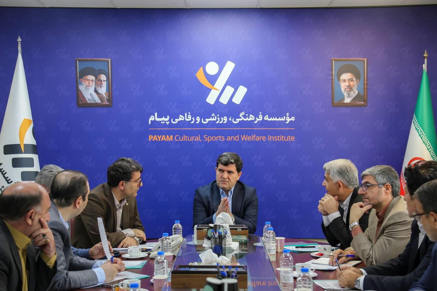تأکید بر توسعه خدمات رفاهی و گذار به خدمات یکپارچه و پلتفرمی در وزارت ارتباطات