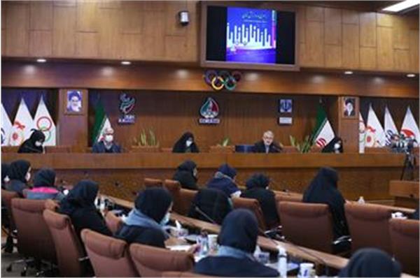 در راستای توانمندسازی و جانشین پروری بانوان در مدیریت؛ نخستین دوره عالی رهبری در ورزش زنان آغاز شد