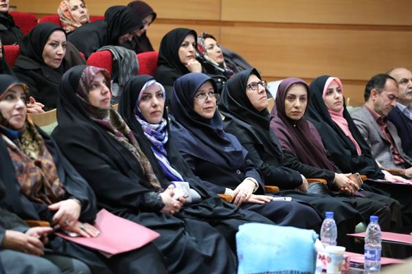 برگزاری چهاردهمین همایش زنان کارآفرین، زندگی و کار در قزوین