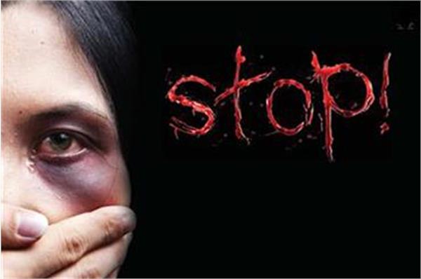 همه گیری خشونت علیه زنان در انگلیس