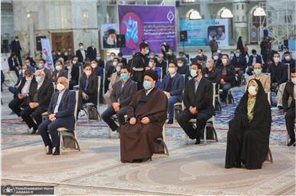سید حسن خمینی در اختتامیه جشنواره فرهنگی هنری «دختران امروز»: امام راحل دوگانگی هایی که برای زنان در جامعه وجود داشت، برداشت...