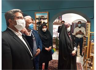 برگزاری دوره های آموزشی و مشاوره بانوان و خانواده در حوزه ارتباطات و فناوری استان یزد