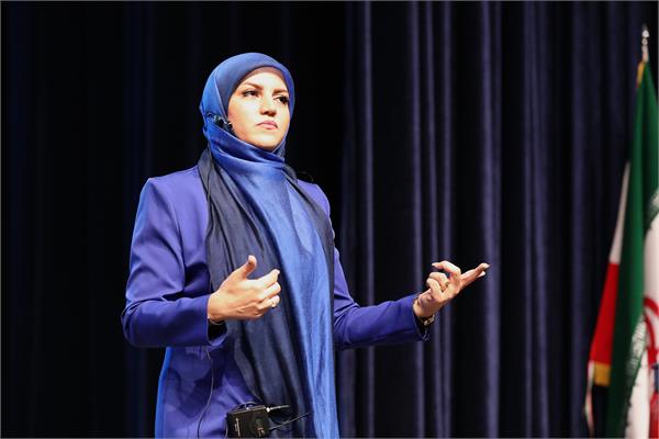 کارگاه آموزشی خود دوست داشتنی من