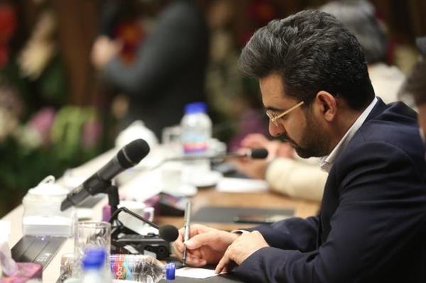 نشست-وزیر-ارتباطات-با-فعالان-و-نخبگان-حوزه5-IT-و-ICT-استان-سمنان