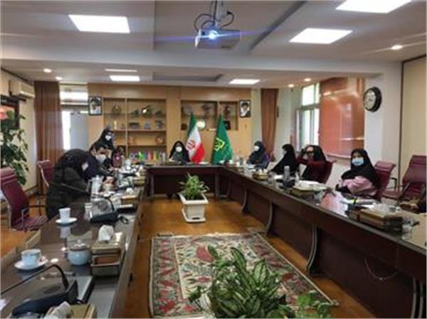 انتقاد "ابتکار" از موانع انتقال اخبار صحیح در حوزه زنان