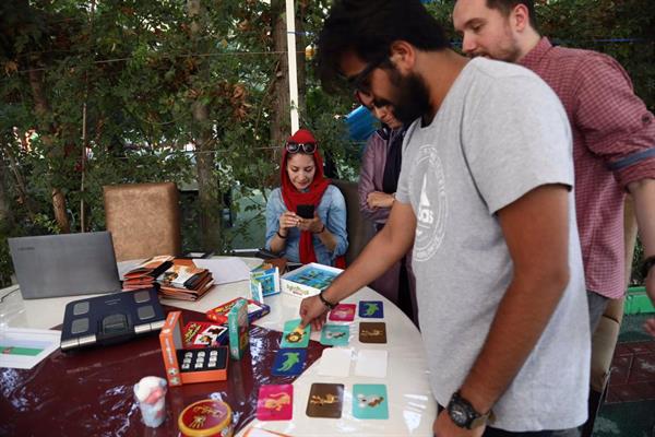 باخانواده در وزارت ارتباطات