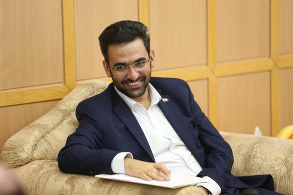 نشست-وزیر-ارتباطات-و-فناوری-اطلاعات-با-مجمع-نمایندگان-استان-گیلان