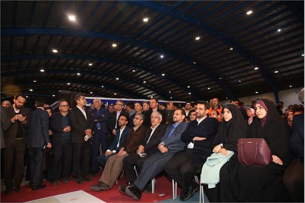 بازدید-وزیر-ارتباطات-از-نمایشگاه-دستاوردهای-۴۰-سالگی-انقلاب-اسلامی-و-توانمندی-های-استان-سمنان