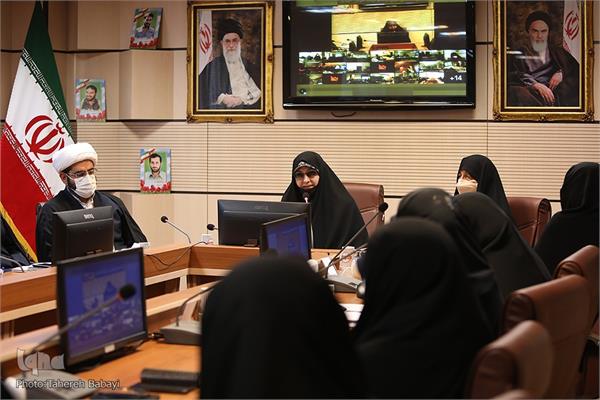 مادران و بانوان قرآنی پناهی امن برای آینده جامعه هستند