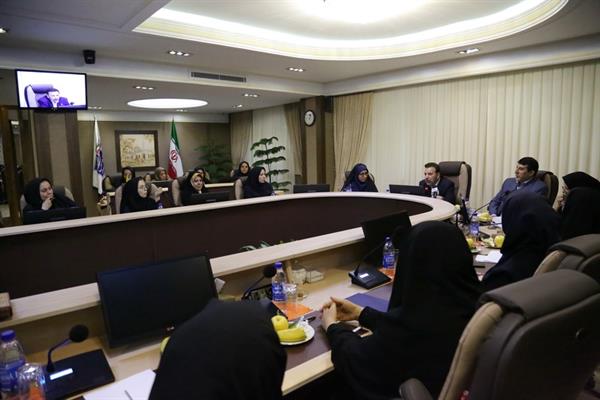 هم اندیشی مقام عالی وزارت با انجمن زنان کارافرین و مدیران و مشاوران وزارت