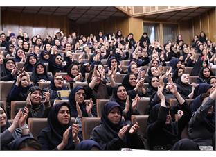 مراسم بزرگداشت مقام زن و روز مادر