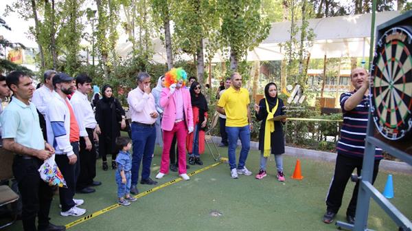 باخانواده در وزارت ارتباطات