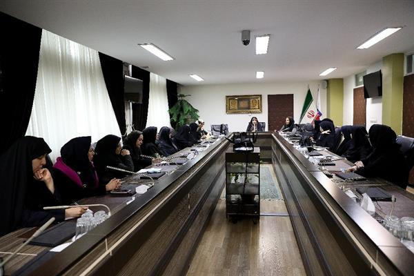 برگزاری جلسه شورای مشاورین و معرفی خانم سامعی مشاور وزیر در امور بانوان به اعضا شورا