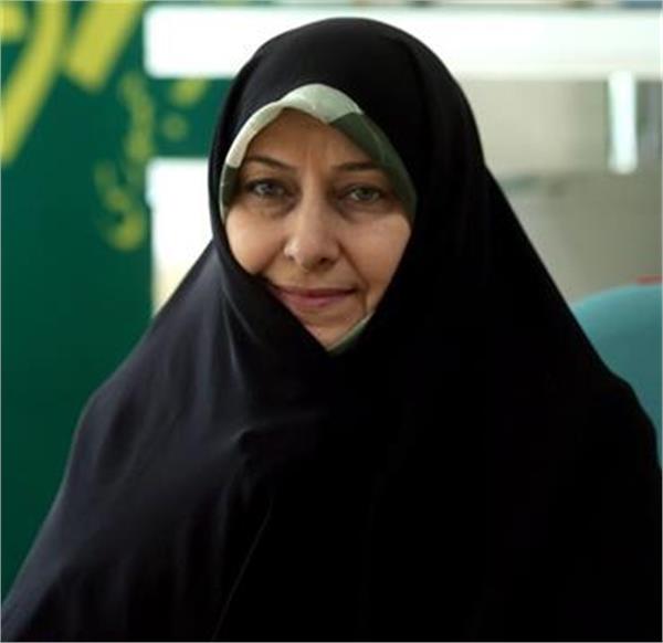 بنده به عنوان خواهر شهید و نه بخاطر مسئولیتی که دارم اینجا هستم
