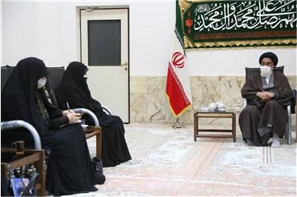 دیدار معاون رییس جمهور با آیت الله سعیدی، امام جمعه قم و تولیت آستان مقدس حضرت معصومه(س)