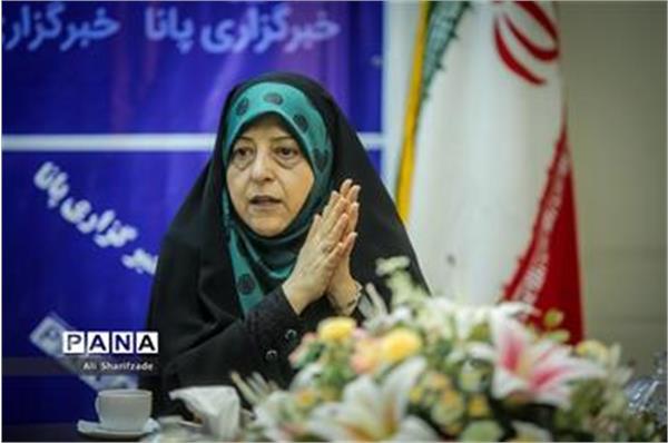 جریان خاص با استناد «حدیث مباهته» به مخالفان و منتقدان مکتب خود بهتان می‌زند