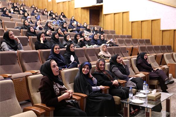 کارگاه آموزشی خود دوست داشتنی من