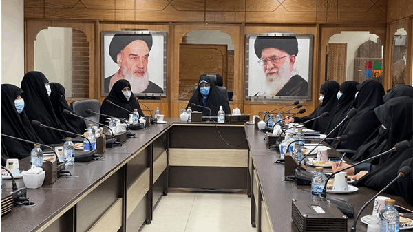معاون رییس جمهور در امور زنان و خانواده: ایجاد شبکه نخبگانی در راستای شعار سال 1401