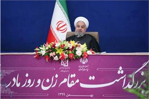 رئیس جمهور در مراسم بزرگداشت روز زن: مکتب، مرام و اعتقاد ما، جایگاه برتری برای مرد قائل نیست و برتری در تقوی، علم، کار وکوشش و جهاد است