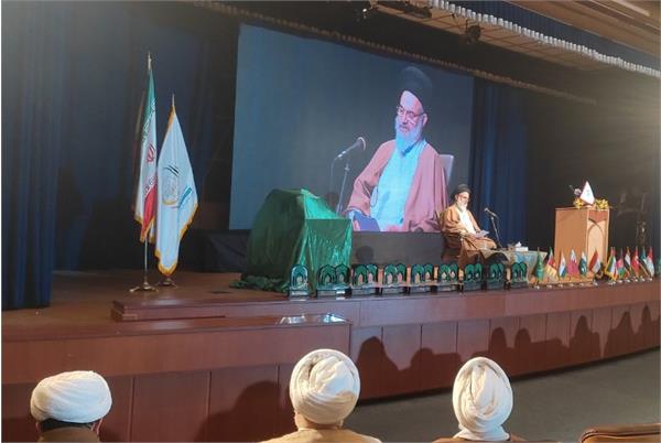 پنجمین همایش سالانه اتحادیه جهانی زنان مسلمان در قم